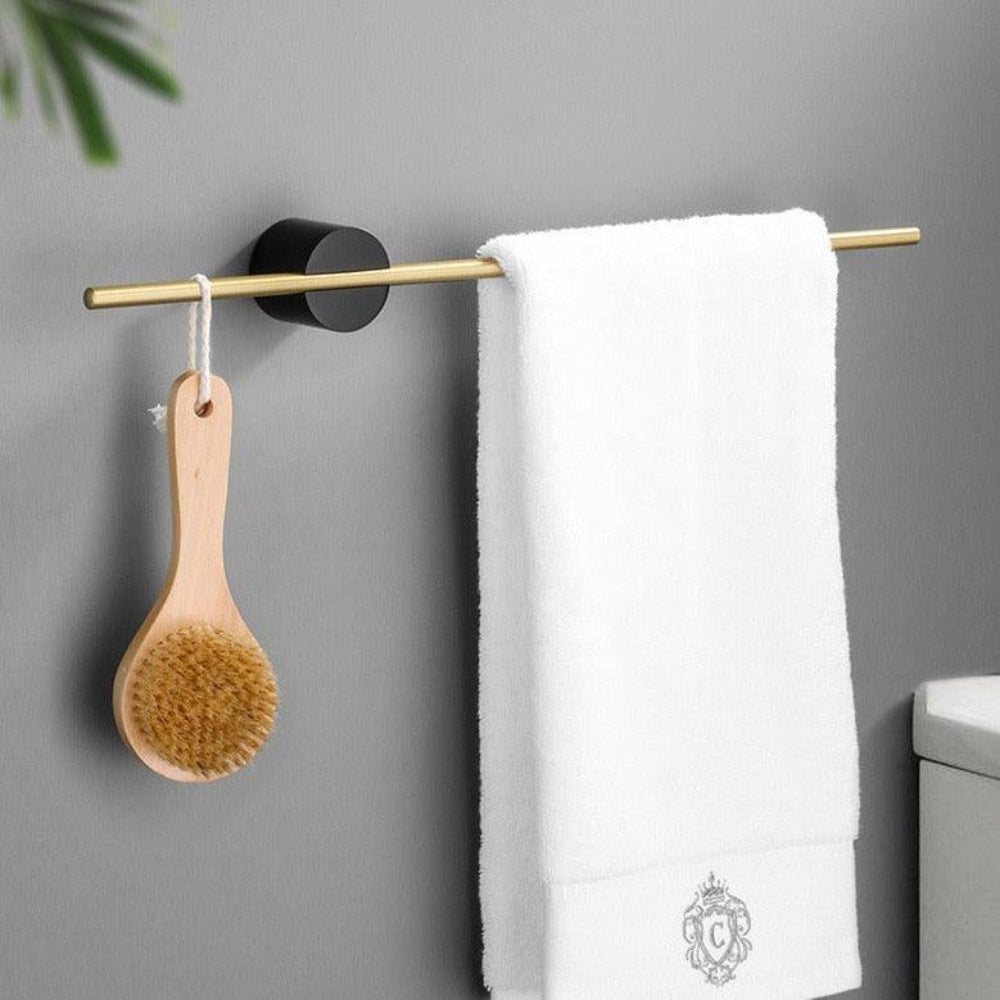 Modern Wall-Mounted Towel Rack – Durable Metal Bathroom Organizer in Two Sizes 4