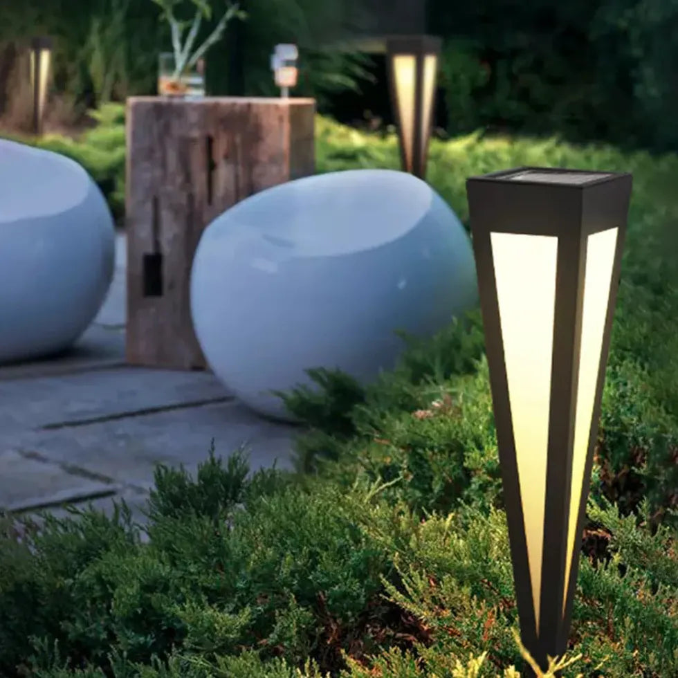 Solar LED Ground Spotlight with Remote Control – Waterproof Outdoor Garden Light 2