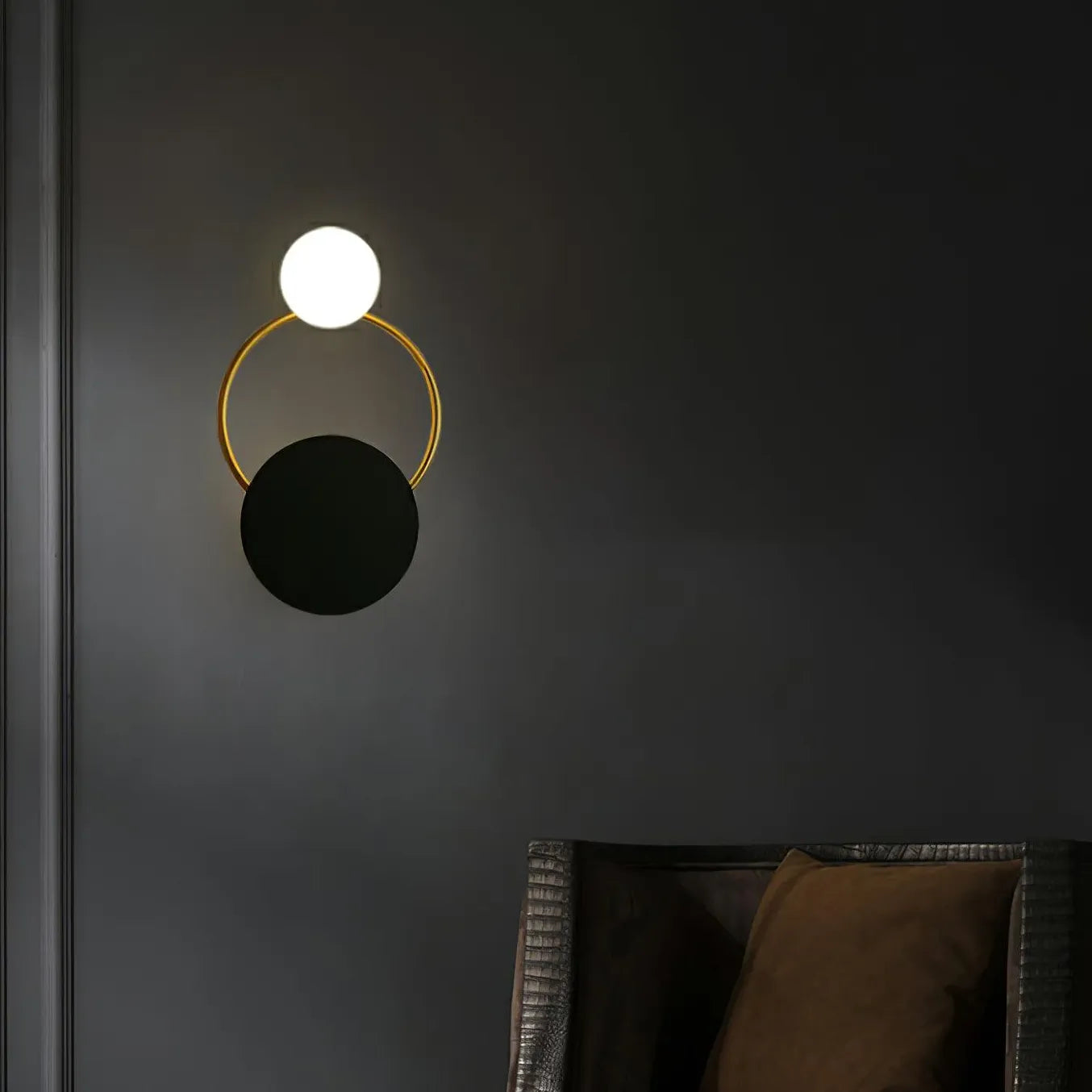 Round LED Wall Light Sconce – Minimalist Design for Bedroom and Living Room in Black or Gold – Soft Warm White Glow 2