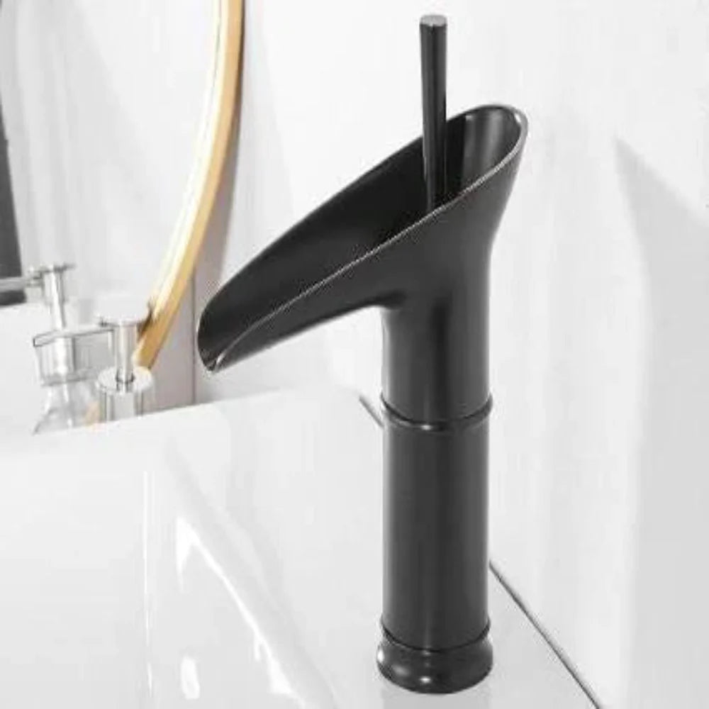Antiker Wasserfall Wasserhahn für Badezimmer - Messinghahn mit klassischem Design